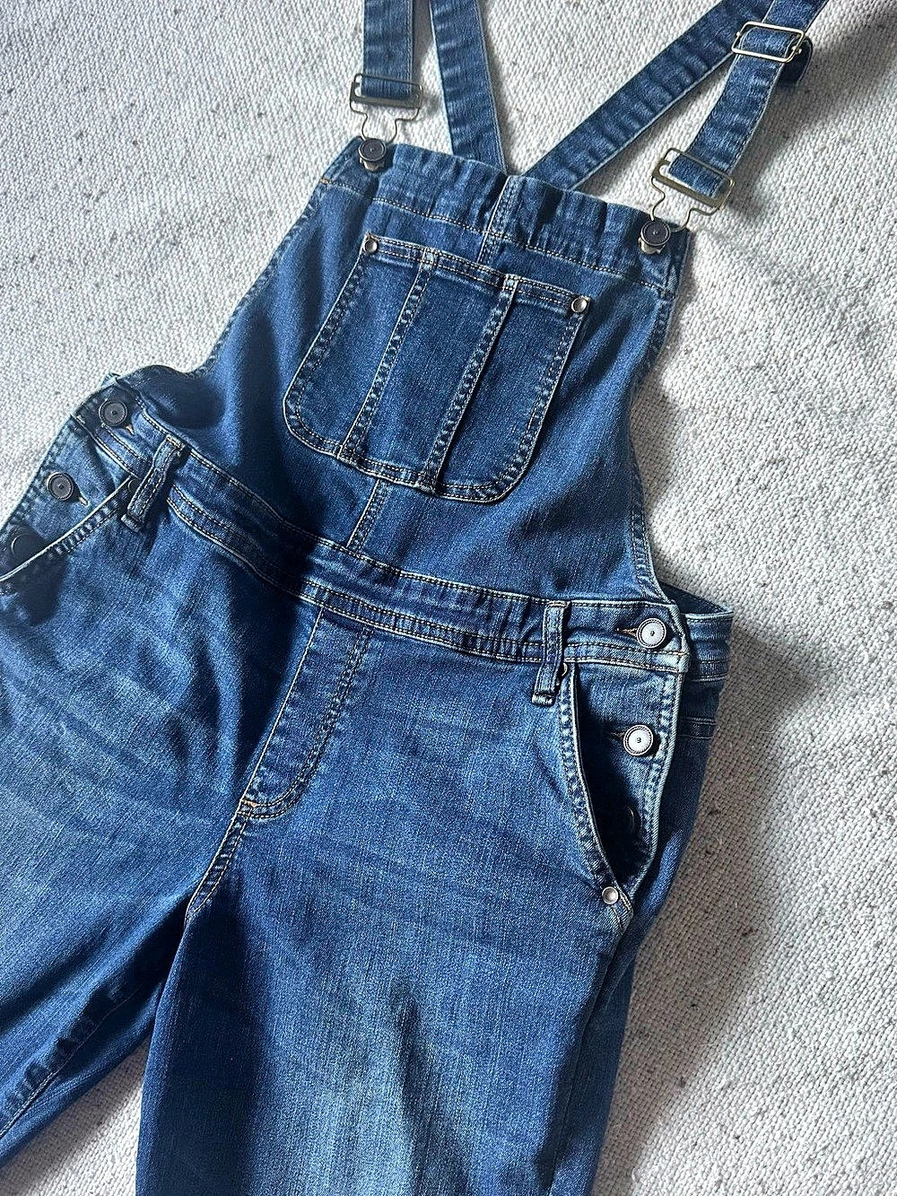 Edyson Left Bank Overalls Women’s 27 Distressed Denim Skinny Bib Overalls